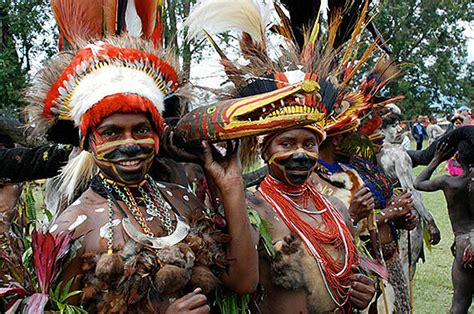 Travel To Papua New Guinea Tribal Dances Goroka Show