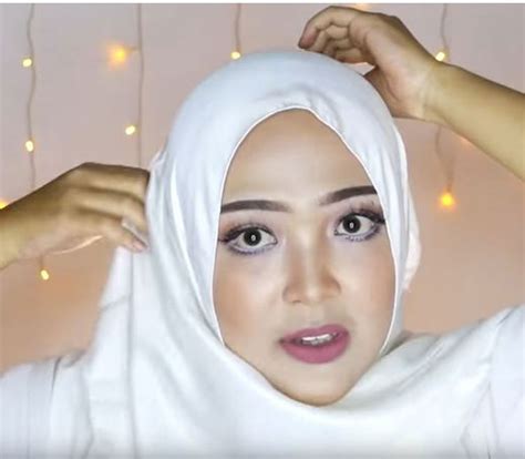tutorial shawl menutup dada tutorial hijab pashmina menutup dada