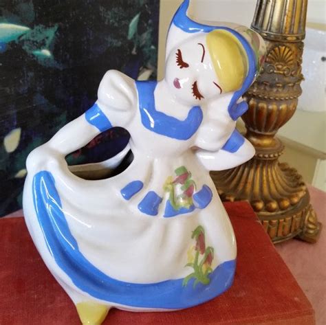 vintage delee dancing dutch girl rare ceramic figurine