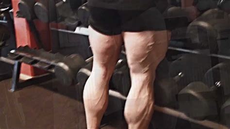 Big Legs Huge Calves On 24 Year Old Amateur Bodybuilder