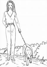 Barbie Ausmalbilder Hund Mit Malvorlagen Zum Ausdrucken Spaziergang sketch template