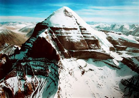 mystery   unclimbed peak   mount kailash  intriguing firefly daily