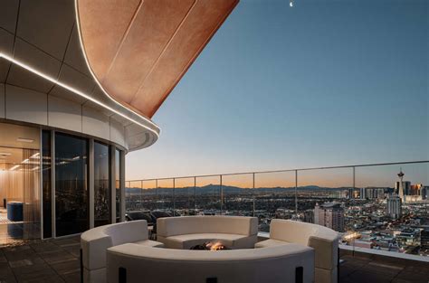 best rooftop bars in las vegas where to drink with a vegas strip view