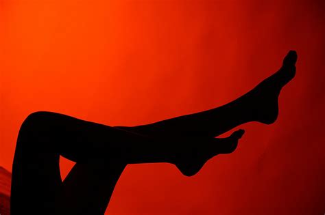 14 beautiful examples of sexy silhouette photography design