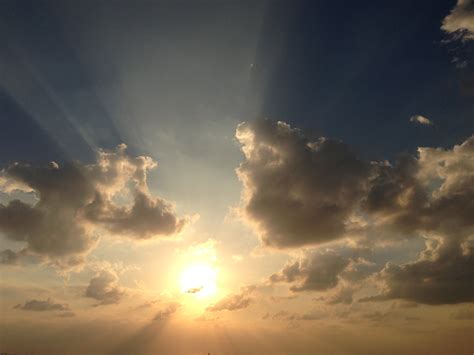 무료 이미지 바다 수평선 구름 태양 해돋이 일몰 햇빛 새벽 분위기 황혼 저녁 잔광 천체 기상 현상