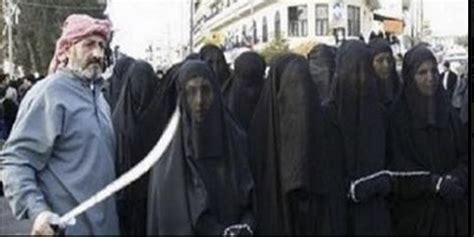 El Daesh Ejecuta A 250 Mujeres Por Negarse A Ser Sus Esclavas Sexuales