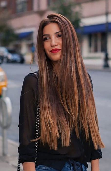 32 hairstyles for straight long hair for women in 2023