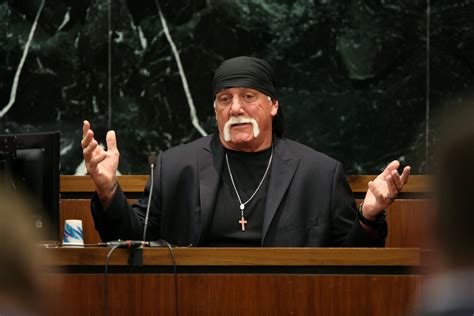 Why Racist Hulk Hogan Hasn’t Earned Our Forgiveness