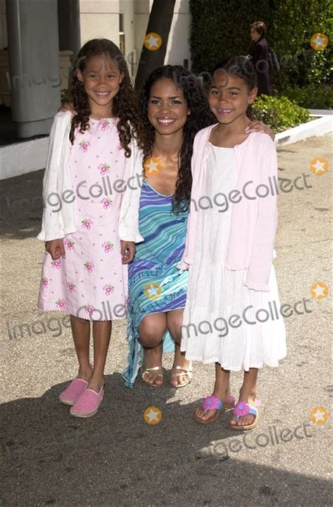 photos and pictures jennifer freeman with sisters megan and melissa at the step up women s