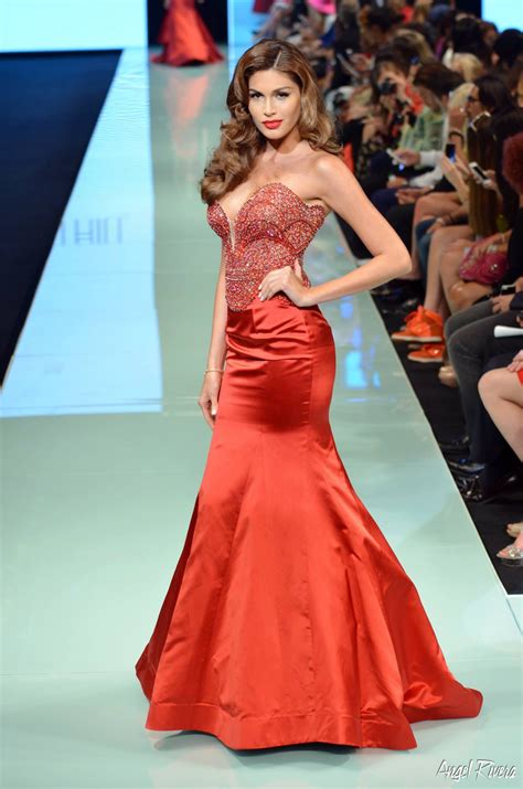 universe gabriela isler miami style guide