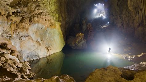 Explore The World S Largest Cave Son Doong In Vietnam