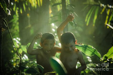kids playing   jungle photograph  carlos palacios