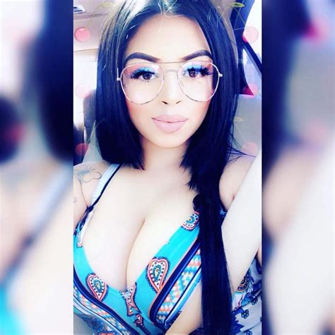 big titty thot from facebook shesfreaky