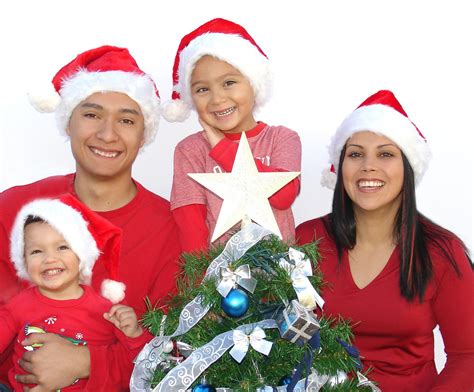 christmas family   photo  freeimages