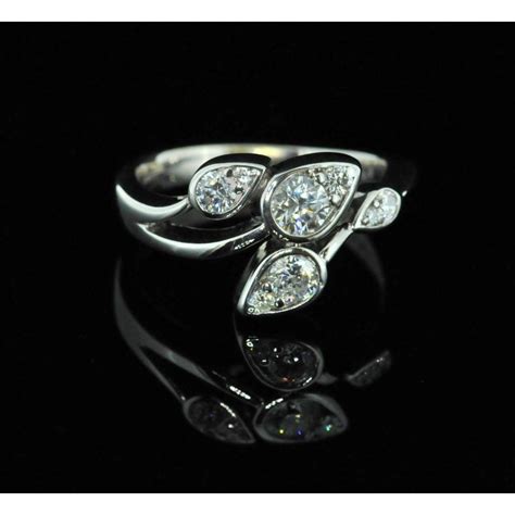 ct white gold diamond leaf design ring