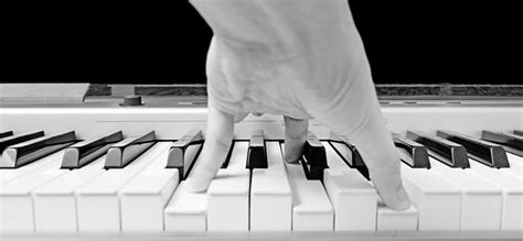 started   learn piano chords  beginners
