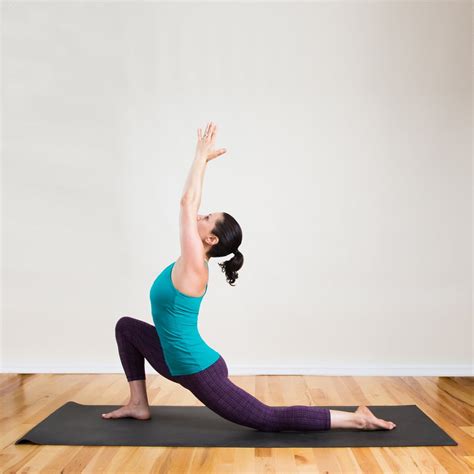 crescent lunge   yoga poses  computer users popsugar