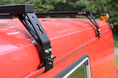 quertraeger landrover defender spacerack