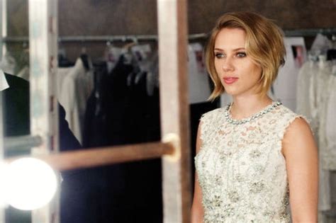 Scarlett Johansson 20 Fabulous Celebrity Hair Cuts