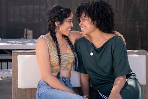 95 Queer And Lesbian Tv Shows To Stream On Netflix