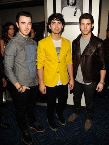 jonas brothers new music jonas brothers breakup