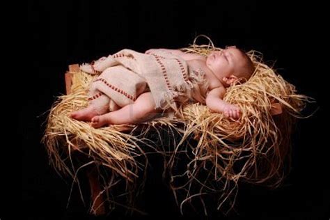 baby jesus beautiful   manger  atzacharyj infant