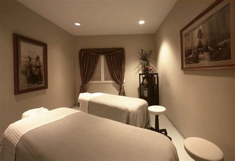 a massage room at the angeline spa couples massage what could be