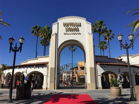 socal attractions  universal studios hollywood introduces  monthly payment option
