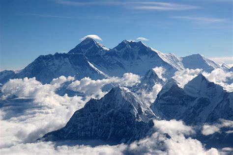 everest  aerial view  mount everest nepal  mohandas mohan flickr