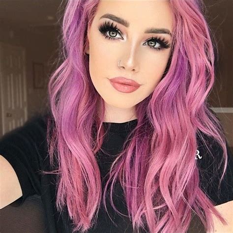 Pin By Psicho Girl On More Girls Hair Color Pink Pink Ombre Hair