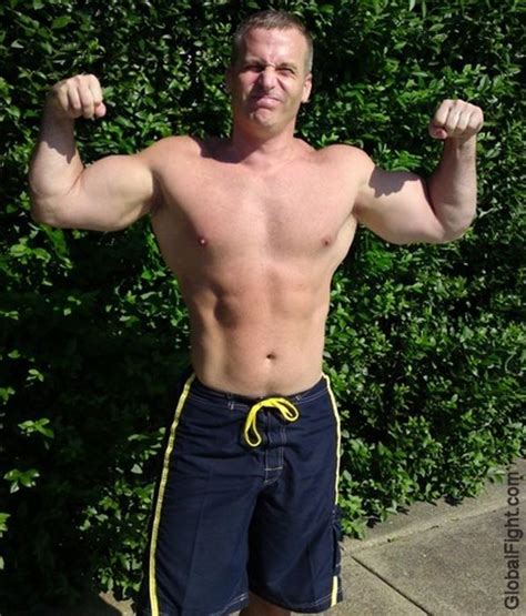 huge biceps big arms muscle jocks flexing pumped musclemen bodybuilders hairy hunks profiles