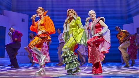 dancing queen mamma mia to resume west end performances in august