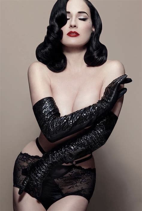 Pin By 🍃🌹🍃🍃🌹🍃rosered🍃🌹🍃🌹🍃🌹🍃🌹🍃🌹🍃🌹 On ♣️~{¥}• The Unique Dita Von Teese