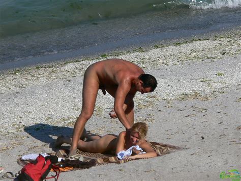 rbf03 in gallery couple caught fucking on the beach picture 3 uploaded by beachlover22 on