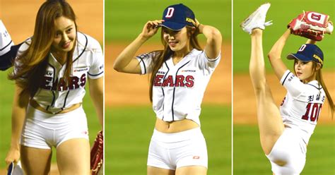 Must See 25 Photos Of The World S Sexiest Baseball Pitcher That Will