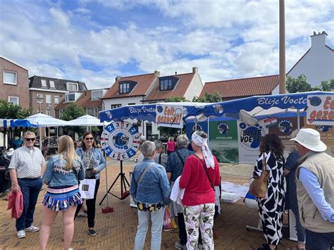 katwijkse toeristenmarkt  toeristen zomermarkt katwijk aan zee