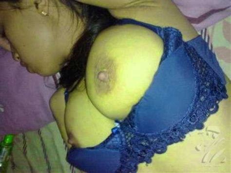 indonesian gf nude shesfreaky