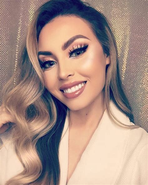 cheesin filmed this romantic makeup look for my youtube