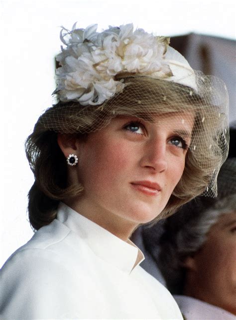 mourning  friend princess diana   yorker
