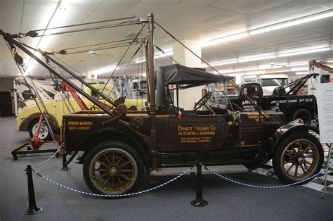 tow truck museum photo