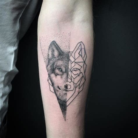 The 85 Best Wolf Tattoos For Men Improb Wolf Tattoos Men Geometric