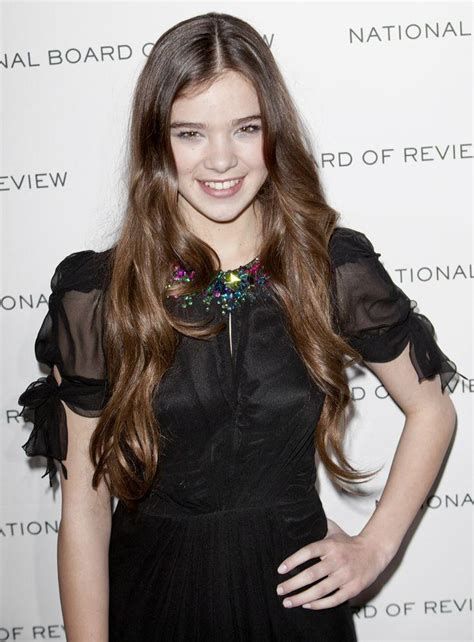 hailee steinfeld celebrity biography zodiac sign and famous quotes