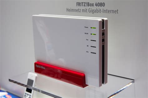 avm zeigt glasfaser fritzbox gigabit powerlan und dvb  repeater
