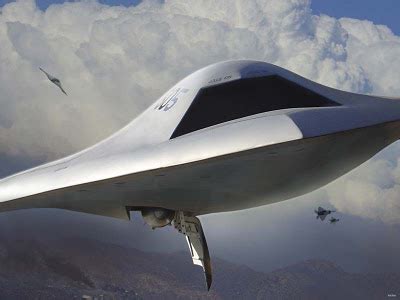 blog ratu eshal elshirizal pesawat canggih milik    drone mirip ufo