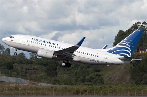 File Copa Airlines Colombia Boeing 737 700 Ramirez  Wikipedia