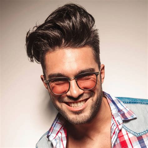 21 most popular mens hairstyles with glasses for 2019
