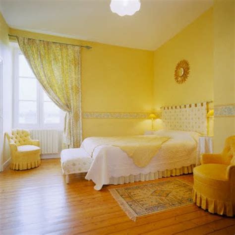 gelbe farbgestaltung im schlafzimmer  fotos