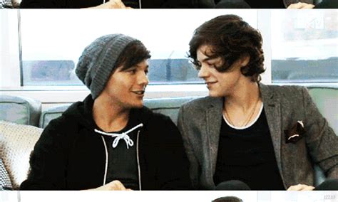 larry stylinson s find and share on giphy