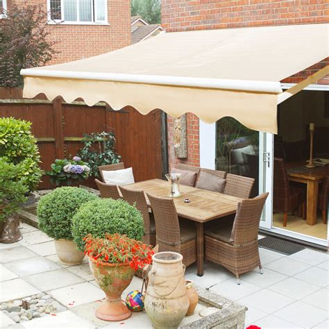 outdoor   manual retractable patio deck awning sun shade shelter xtremepowerus