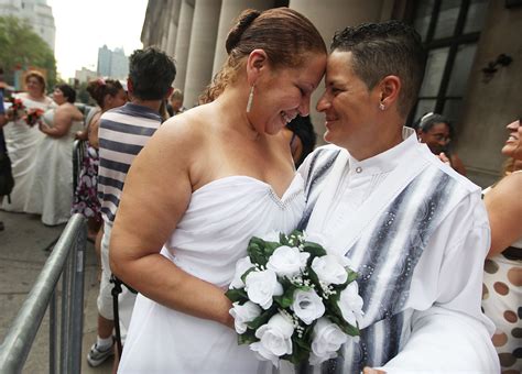 first gay wedding day in n y photo 1 pictures cbs news